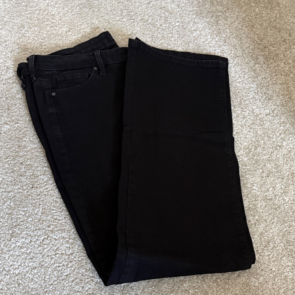 Buffalo Classic Black Jeans